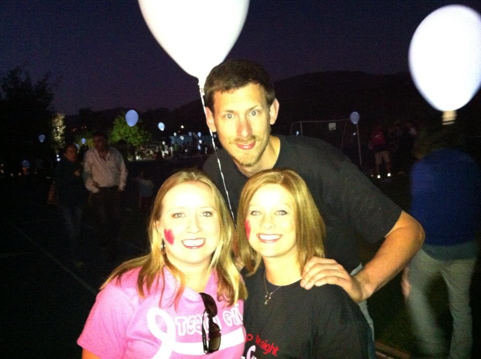 559667_10151354357940883_802542361_n