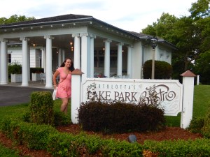 Ali in front of Lake Park Bistro