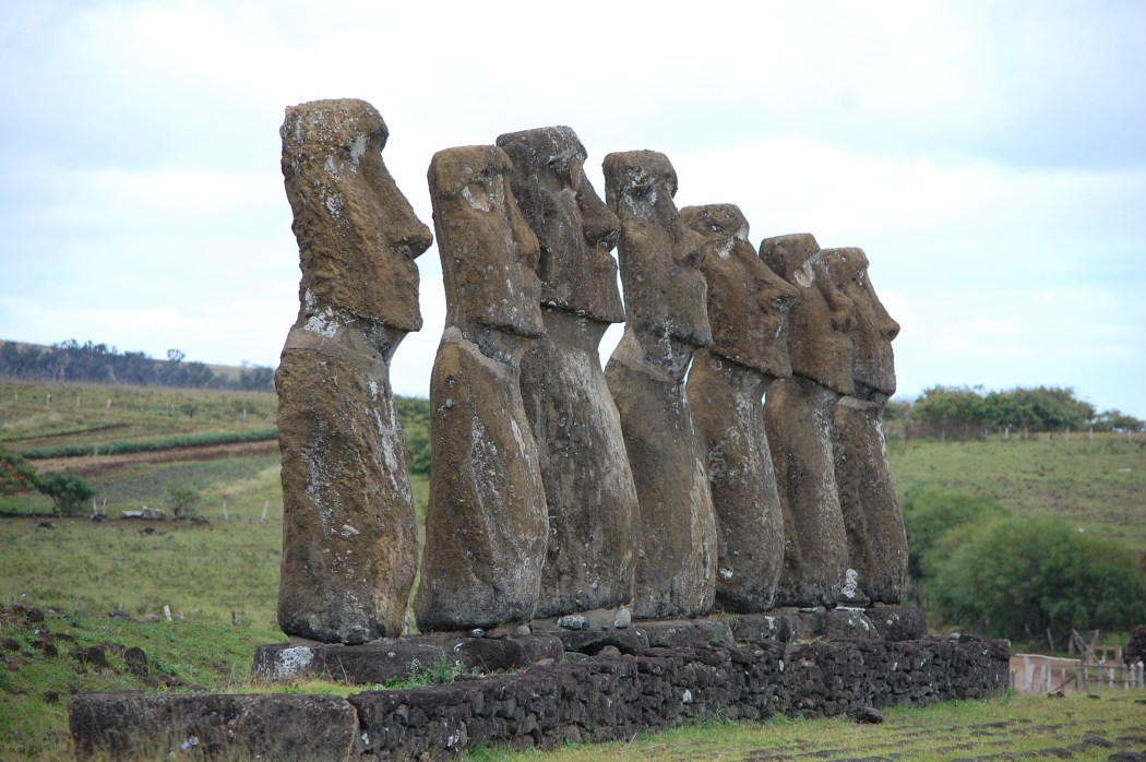 The structure at Ahu Akivi facing the sea